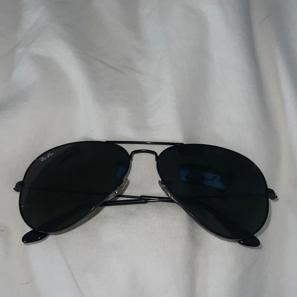 Ray ban aviators with case in all black